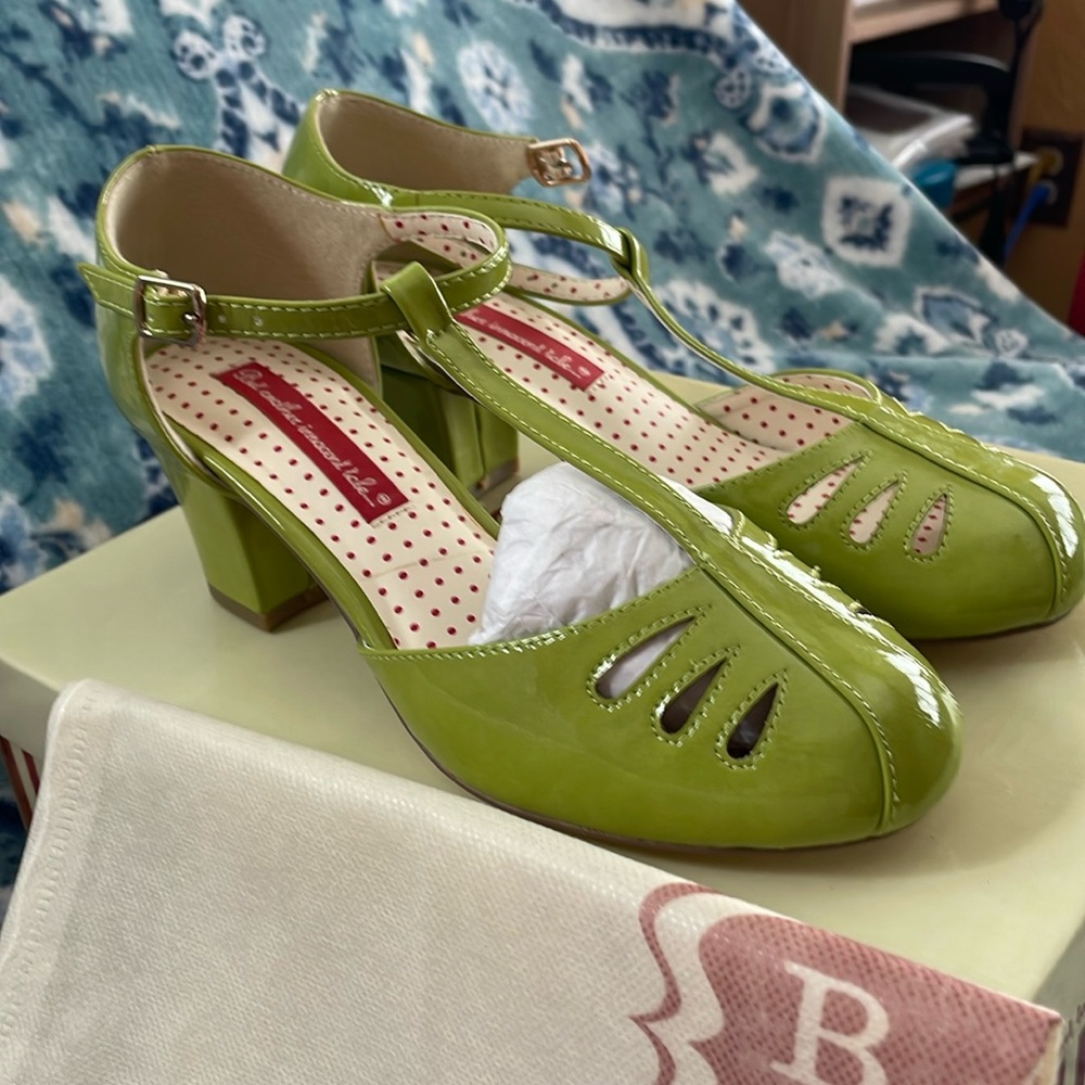 NIB Bait Footwear Robbie Celery Heel